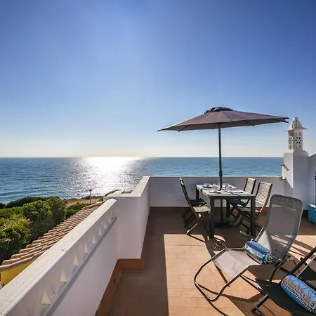 With Terrace, Sea-view Semesterbostad *