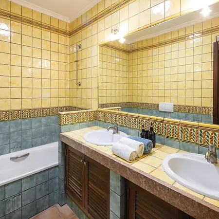 Casa de Férias With Terrace, Sea-view *