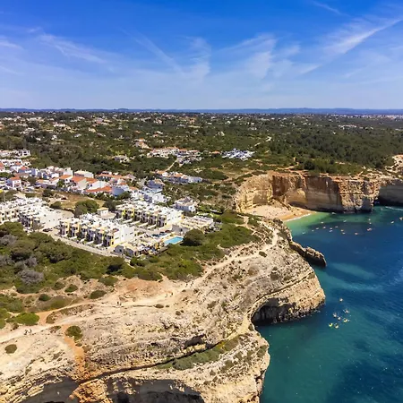 With Terrace, Sea-view Semesterbostad